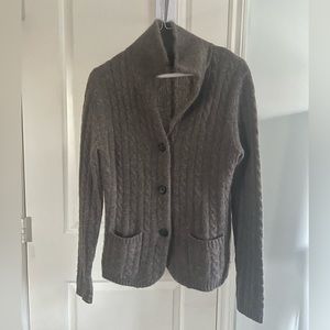 Bloomingdale’s 100% 2-ply ultrasoft cableknit Cashmere cardigan